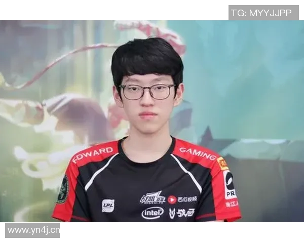 EDG团队协作引发热议玩家对战术配合的不同看法与争论 EDG团队协作引发热议玩家对战术配合的不同看法与争论