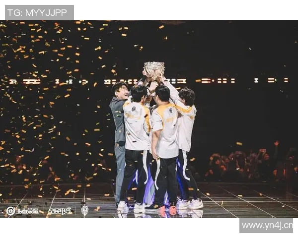 LNG战队在挑战者杯积分榜中以54分稳居第一位置,表现令人瞩目 LNG战队在挑战者杯积分榜中以54分稳居第一位置,表现令人瞩目